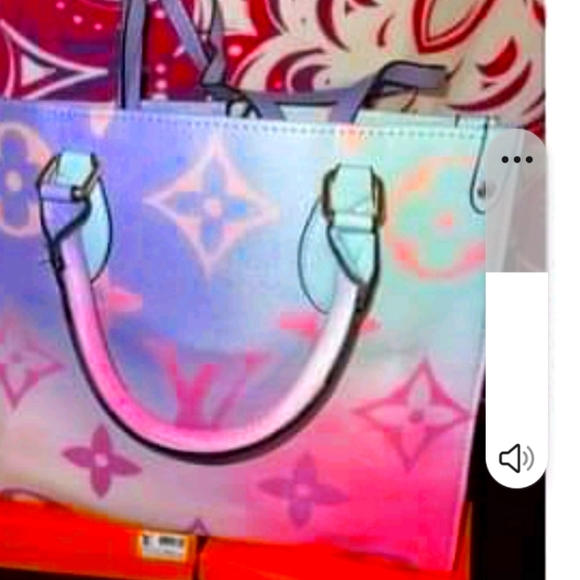 Handbags - sunset large GM bag 16×13inc Brand NEW never used. comes wit a dust bag. pretty
